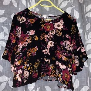 Dark Floral Flowy Crop Top